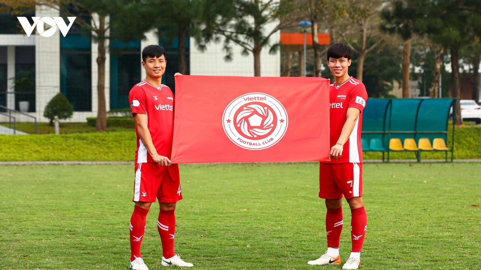 Viettel FC công bố chính thức logo mới, đậm đà "chất lính"